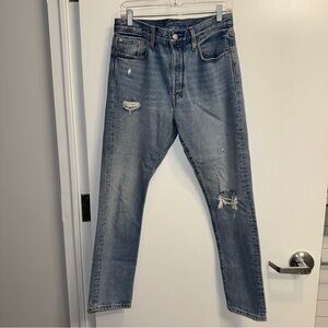 Levi’s High Rise Distressed Skinny Jeans